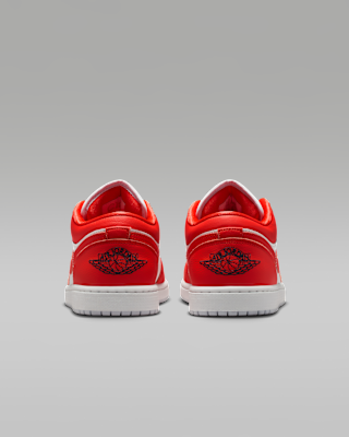 Air Jordan 1 Low SE Men's Shoes. Nike NO